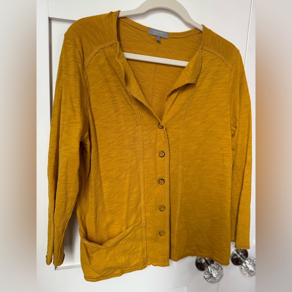 Habitat Women's Mustard Button-Up Top size S